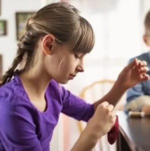 costura a mano niños